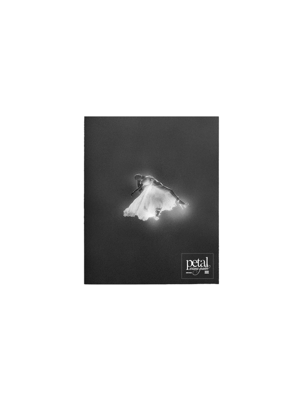 Ariana Grande - petal exclusive tour edition zine cd