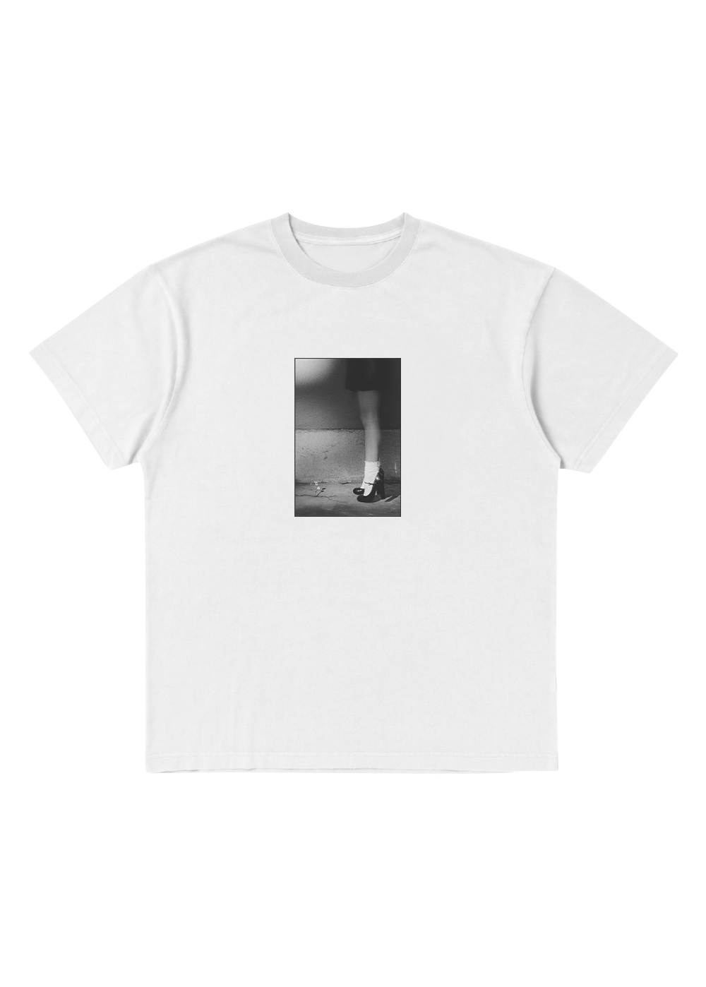 Ariana Grande - petal in the pavement t-shirt (white)